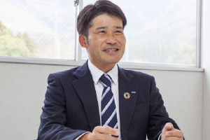 代表取締役社長　川上 健太郎