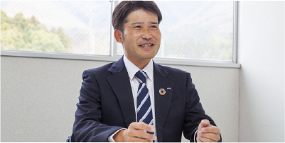 代表取締役社長　川上 健太郎